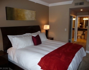 210 E Flamingo Road - Photo Thumbnail 3