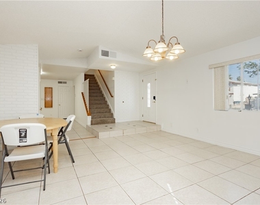 3969 Manford Circle - Photo Thumbnail 7