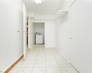 3969 Manford Circle - Photo Thumbnail 15