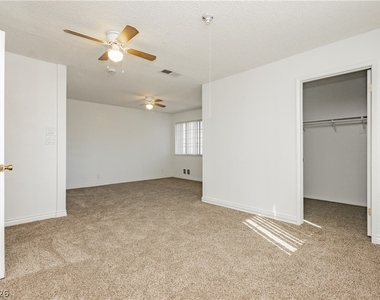 3969 Manford Circle - Photo Thumbnail 29