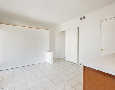 3969 Manford Circle - Photo Thumbnail 43