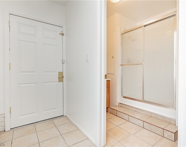 3969 Manford Circle - Photo Thumbnail 41