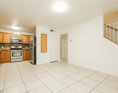 3969 Manford Circle - Photo Thumbnail 11