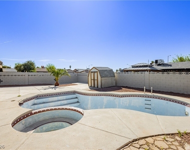 3969 Manford Circle - Photo Thumbnail 58