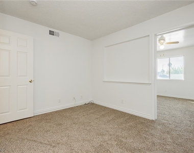 3969 Manford Circle - Photo Thumbnail 23