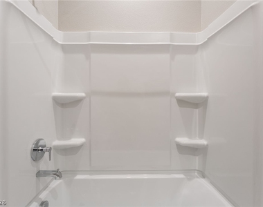 667 Grey Saker Street - Photo Thumbnail 31