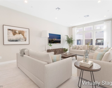 667 Grey Saker Street - Photo Thumbnail 4