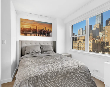 East 34th Street - Photo Thumbnail 3