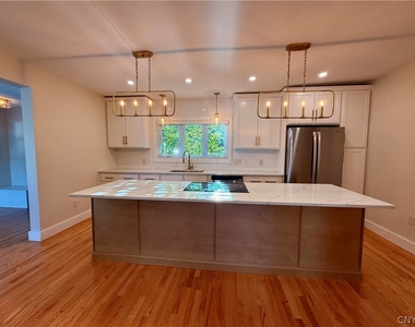 11 Sanger Avenue - Photo Thumbnail 1