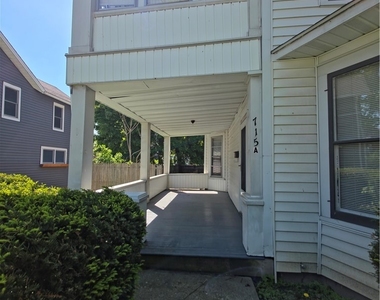 715 W Water Street - Photo Thumbnail 5