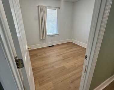 2344 Ripplewater Drive - Photo Thumbnail 12