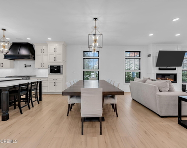 2017 5th Avenue - Photo Thumbnail 5