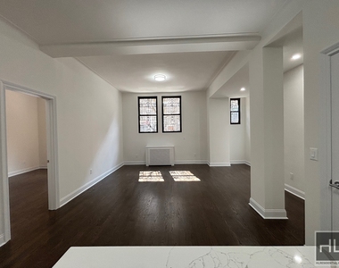 West 68 Street - Photo Thumbnail 3