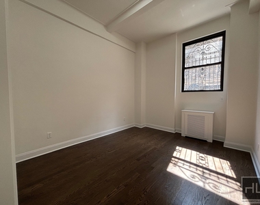 West 68 Street - Photo Thumbnail 9