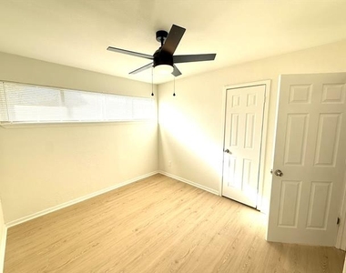 1401 Arvel - Photo Thumbnail 12