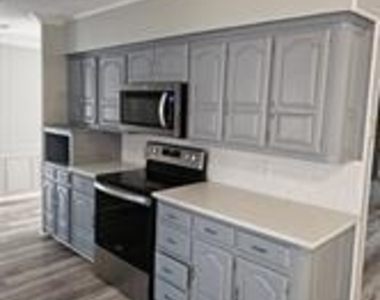 6530 Talbot Parkway - Photo Thumbnail 8