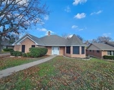6530 Talbot Parkway - Photo Thumbnail 1