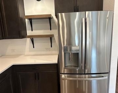 1221 James Street - Photo Thumbnail 21