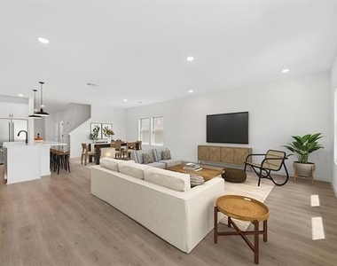 1221 James Street - Photo Thumbnail 5