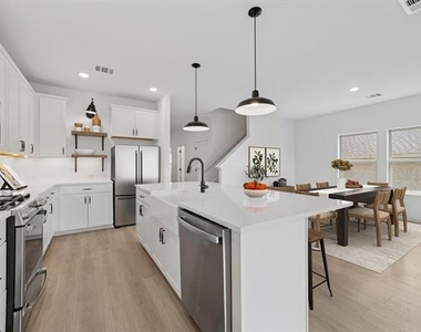 1221 James Street - Photo Thumbnail 6