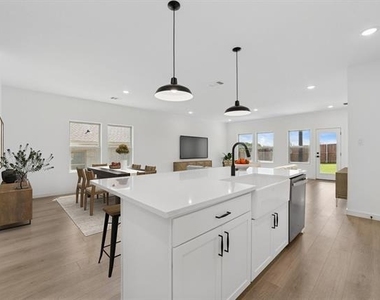 1221 James Street - Photo Thumbnail 9