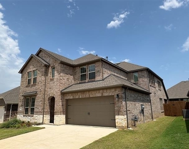 9817 Cherrywood Way - Photo Thumbnail 1