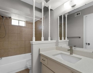 15839 El Estado Drive - Photo Thumbnail 13