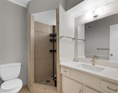 15839 El Estado Drive - Photo Thumbnail 11