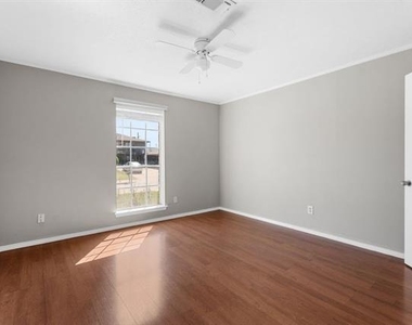 15839 El Estado Drive - Photo Thumbnail 12