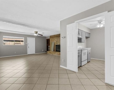 15839 El Estado Drive - Photo Thumbnail 8