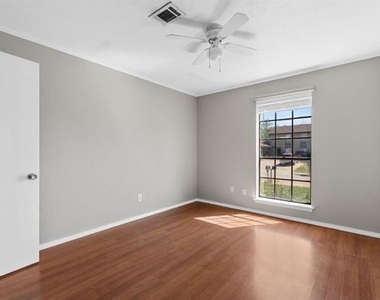 15839 El Estado Drive - Photo Thumbnail 14