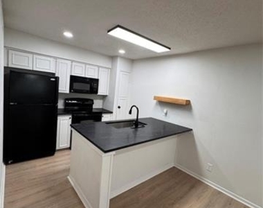 4859 Cedar Springs Road - Photo Thumbnail 11