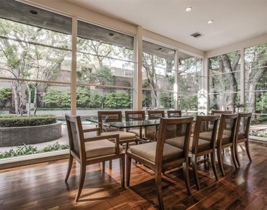 3610 Congress Avenue - Photo Thumbnail 7