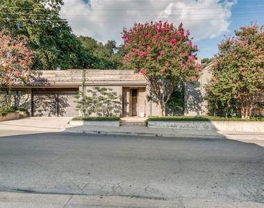 3610 Congress Avenue - Photo Thumbnail 38