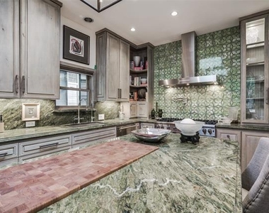 3610 Congress Avenue - Photo Thumbnail 14