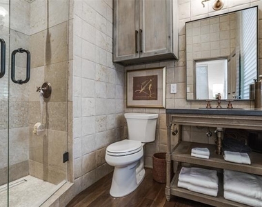 3610 Congress Avenue - Photo Thumbnail 27