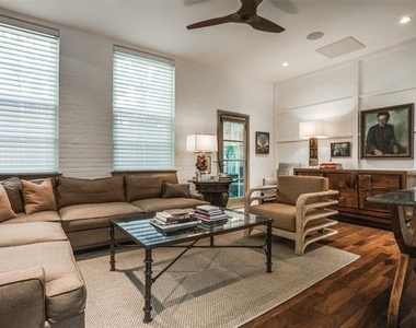 3610 Congress Avenue - Photo Thumbnail 10