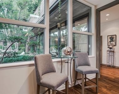 3610 Congress Avenue - Photo Thumbnail 15