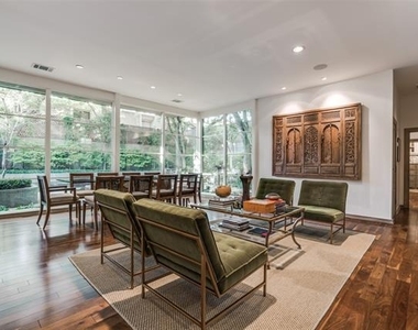 3610 Congress Avenue - Photo Thumbnail 6