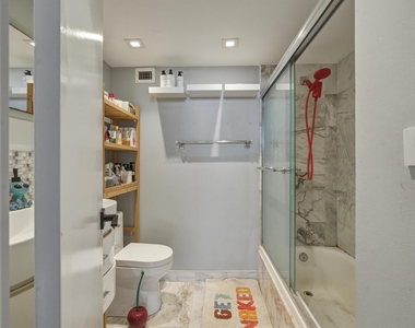 2100 Sans Souci Boulevard - Photo Thumbnail 12