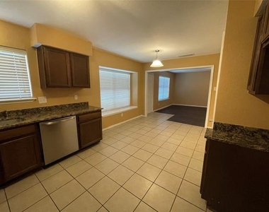 608 Coolwood Lane - Photo Thumbnail 6