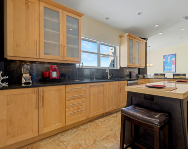 3430 Galt Ocean Drive - Photo Thumbnail 8