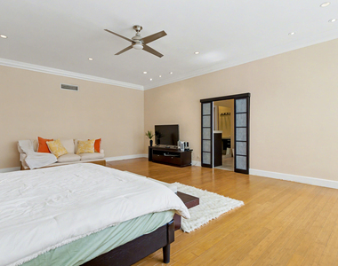 3430 Galt Ocean Drive - Photo Thumbnail 31