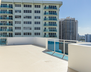3430 Galt Ocean Drive - Photo Thumbnail 34