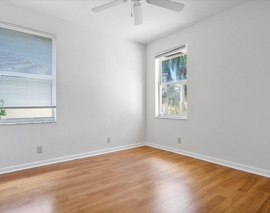 2013 Harbor View Circle - Photo Thumbnail 31