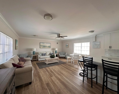 5800 Ne 22nd Way - Photo Thumbnail 10