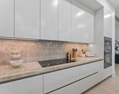 220 S Swinton Avenue - Photo Thumbnail 74