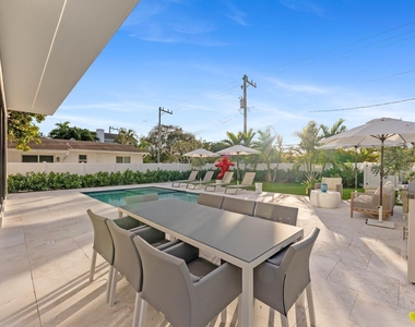 220 S Swinton Avenue - Photo Thumbnail 10