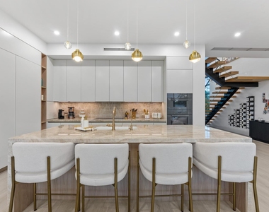 220 S Swinton Avenue - Photo Thumbnail 56