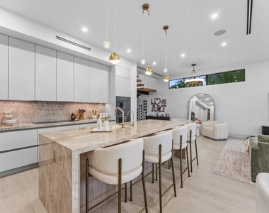 220 S Swinton Avenue - Photo Thumbnail 38
